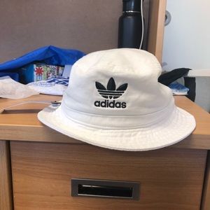 White adidas bucket hat